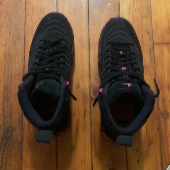 Jordan 12 Doernbecher - Picture 3 of 6